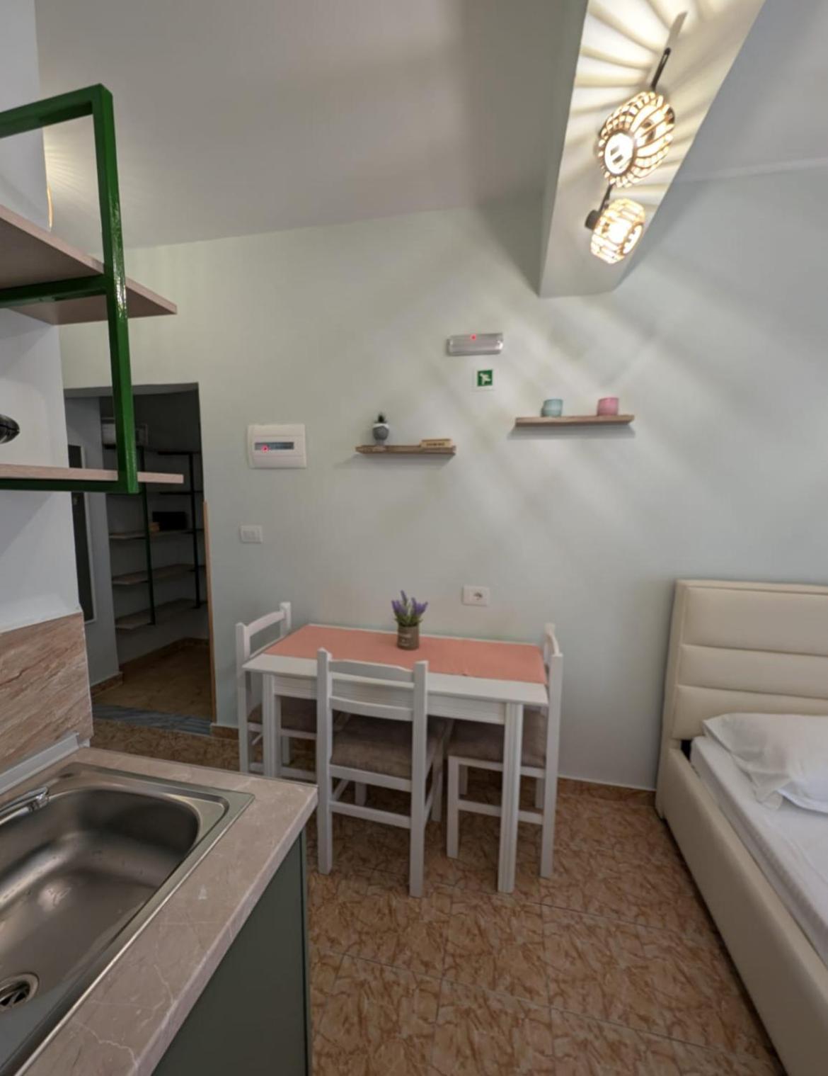 Areti Rooms Hotel Himara Zewnętrze zdjęcie